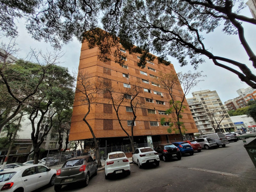 Gran Ubicación, Metros Rambla, Sólido, Super Amplio.