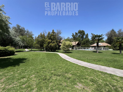 Casa En Venta De 4 Dorm. En Batuco, Colina