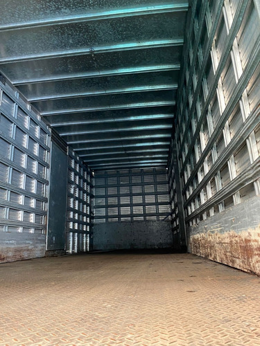 Imagem 3 de 15 de L1620 Bau
