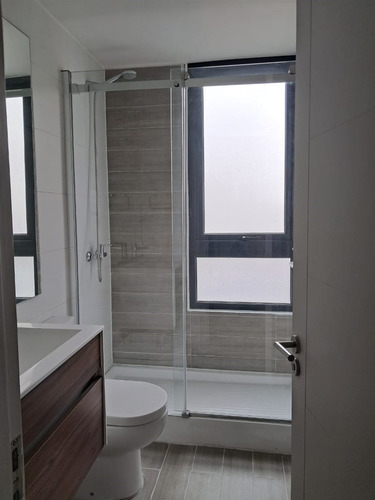 Vive Con Estilo Y Tranquilidad En Ñuñoa - 2d 2b