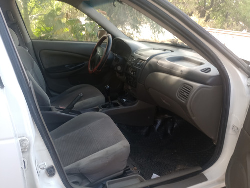 Nissan Sentra Xe At