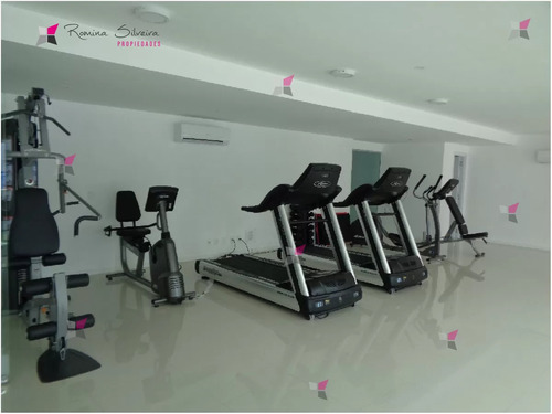 Venta De Apartamento De 2 Dormitorios En Torre Esmeralda Punta Del Este