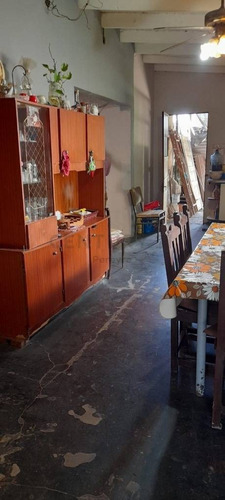 Imagen 10 de 19 de 7 Bis Entre 471 Y 472 - Lote Con Casa A Reciclar En Venta - Savoia, City Bell