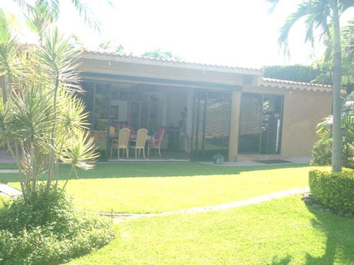 Venta Hostal Chiconcuac En Xochitepec Morelos Fraccionamiento La Leona