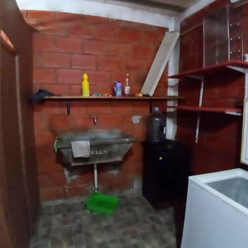 Imagen 2 de 5 de Local En Alquiler San Jacinto-campana.