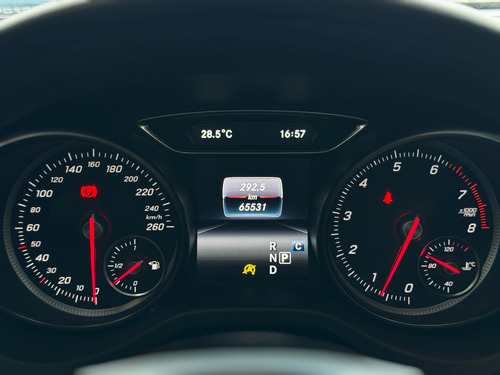 Mercedes-Benz Classe GLA 1.6 Style Turbo Flex 5p