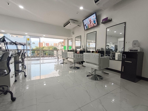 Local En Alquiler En Av Bolivar De Maracay Aragua 24-13917 Irrr