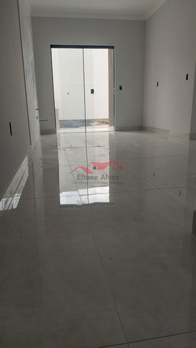 Imagem 4 de 12 de Casa 3 Quartos Em Xv De Novembro - Tijucas, Sc - 483