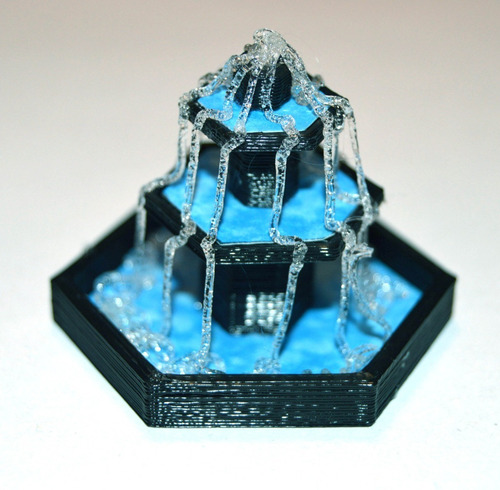 Muebles Para Maquetas Y/o Dioramas Fuente Hexagonal Negra