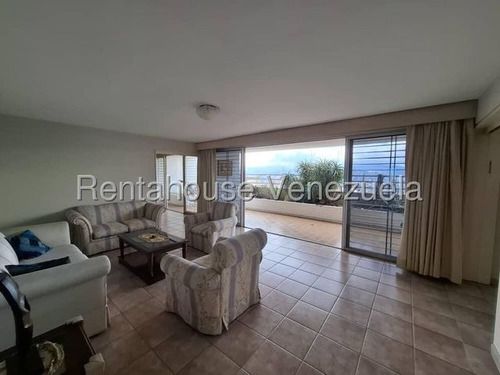 Apartamento En Venta En Colinas De Los Caobos Con Excelente Vista De Caracas Y El Avila