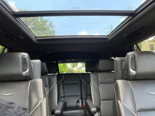 Imagen 10 de 15 de Cadillac Escalade 2021 Sport