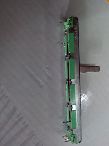 Imagen 4 de 4 de Fader Para Controlador Dmx Desinyer Y Otros