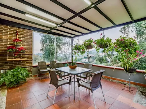 Casa En Venta En Loma Del Escobero. Cod V776118