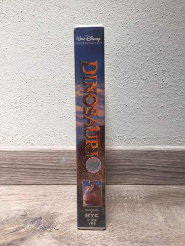 Película: Dinosaurios, Doblada En Español Latino (vhs) (Usado)