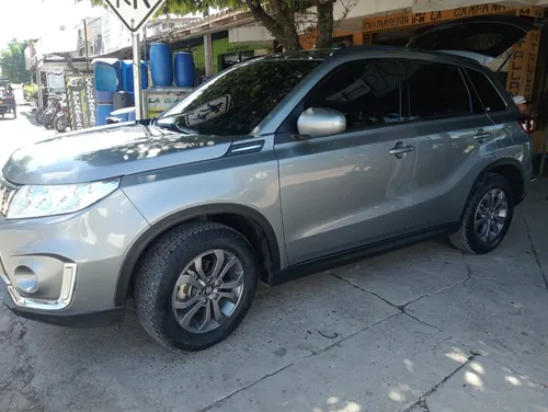 Suzuki Vitara Live