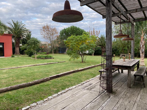 Imagen 5 de 21 de Espectacular Casa En Barrio Privado Carmel Única Por Su Diseño!