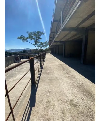 Vendo Local 60m2 Charallave