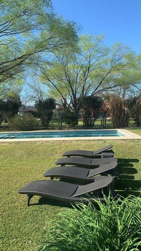 Venta Casa Pilar Del Este Los Jazmines, Muy Linda Casa En Lote Central Con Vista Al Parque, Una Planta