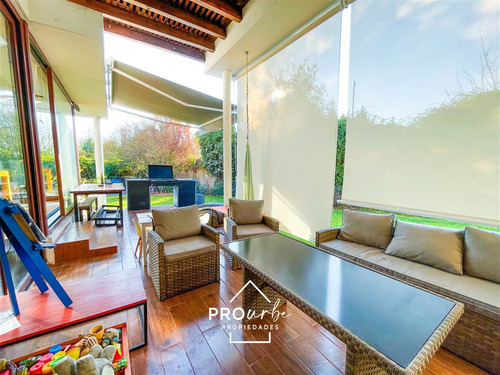 Condominio Los Bosques, Casa En Venta De 4 Dorm. En Colina