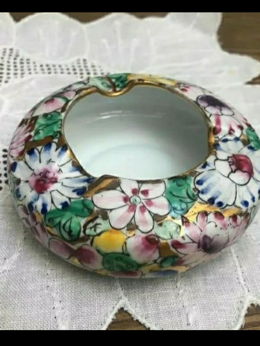 Cenicero Antiguo, Porcelana Japonesa (sello Rojo Canton).