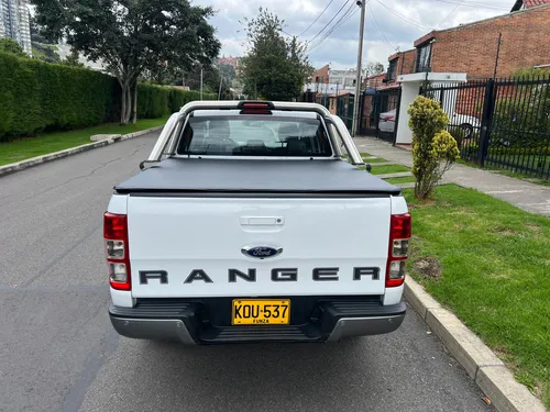 Ford Ranger Xls 4x4 Mt 3.2 Diesel Aa Abs Fe Modelo 2022