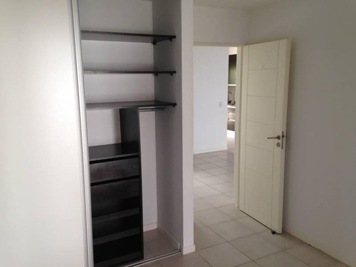 Excelente Departamento Con Jardín Y Pileta. Con Renta Hasta Junio