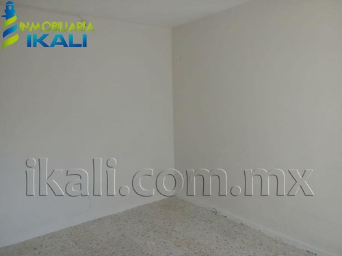 Imagen 3 de 12 de Oficina Comercial En Renta Tajin