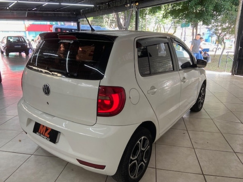 Volkswagen Fox 1.6 MI SELEÇÃO 8V FLEX 4P MANUAL