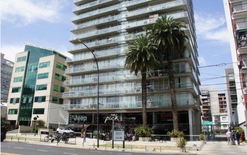 Imagen 1 de 7 de Dueño Vende Sin Comisión Cochera Fija En Torre Awwa