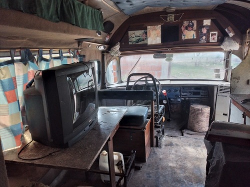 Imagen 9 de 11 de Chevrolet Bedford Motohome