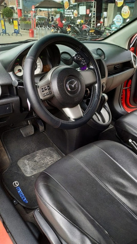 Mazda 2 Sedan