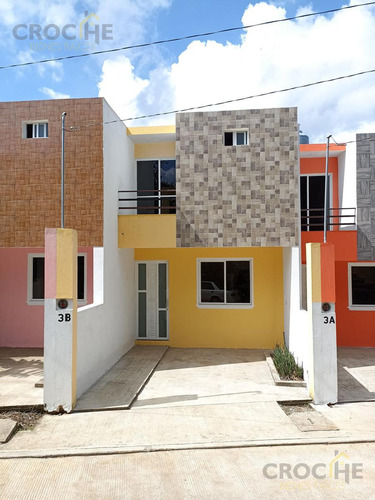 Casa En Venta Ubicada En Una Privada Zona La Laguna (pacho Viejo)