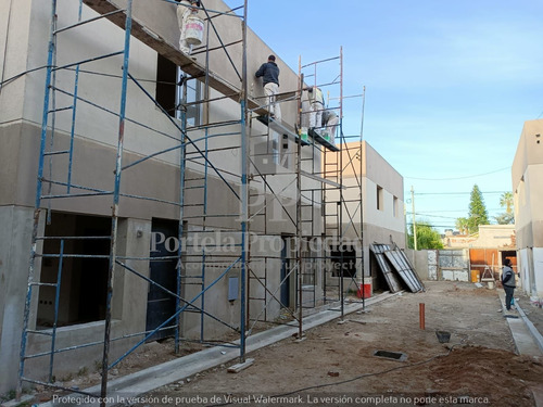 Imagen 6 de 30 de Duplex De 3 Ambientes En Condominio