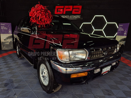 Nissan Pathfinder Le Ee Piel Aa 4x2 At
