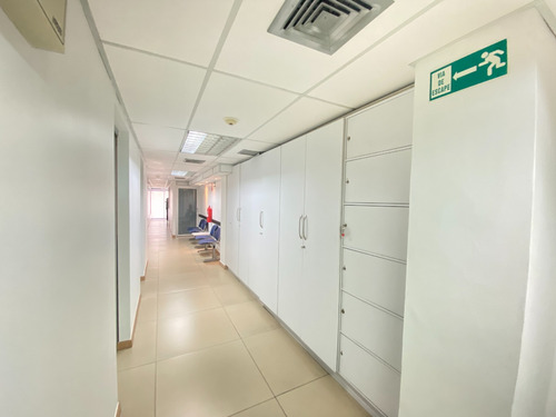 ¡ubicación Privilegiada En Altamira! Local Comercial En Alquiler