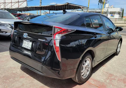 Toyota Prius 1.8 Premium Cvt