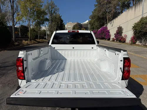 Chevrolet Silverado 5.4 2500 Cab Reg Ls 4x2 At