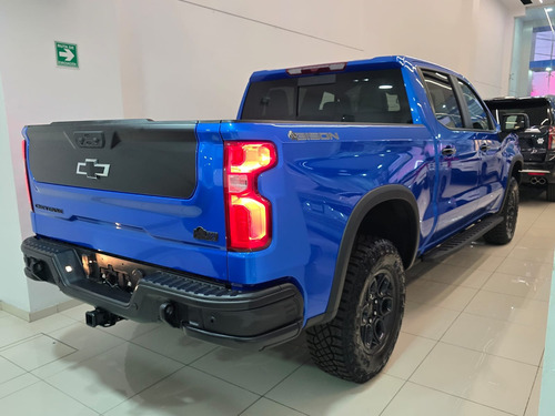 Chevrolet Cheyenne 6.2 Doble Cab Zr2 Bison 4X4 At