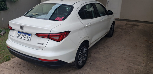 Fiat Cronos 1.8 16v Precision