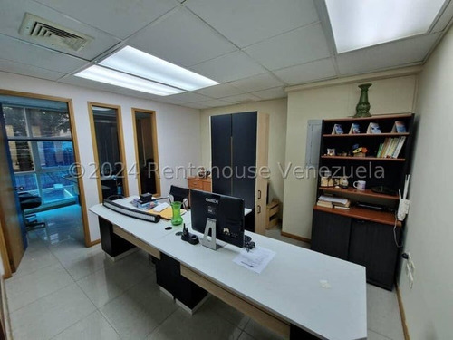 Edificio Comercial/ Tipo Loft (3 Pisos) Venta Los Dos Caminos Mls-24-28164