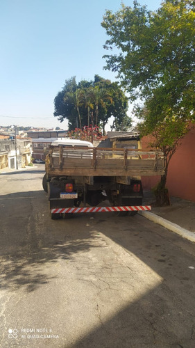 Imagem 2 de 5 de Caminhão 1513