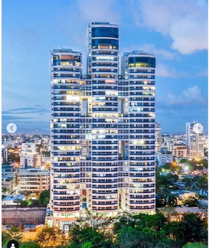 Apartamento Amueblado En Alquiler Av. Anacaona De 3 Habitaciones Piso Alto