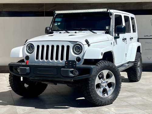 Jeep Wrangler 3.6 Unlimited Sahara V6 4x4 At