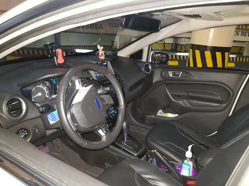 Ford Titanium Unica Dueña - Mejor Que Nuevo -motivo Viaje
