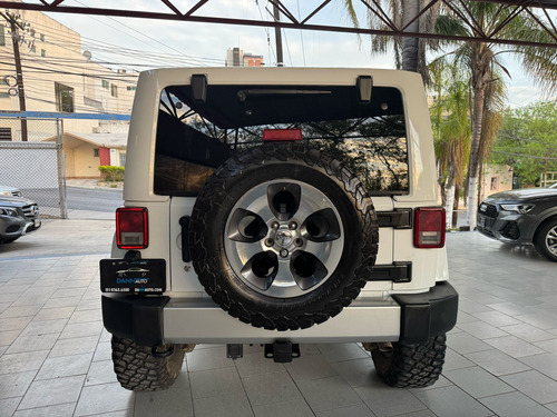 Jeep Wrangler 3.8 V6 Unlimited Sahara JK 4x4 At