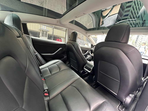 Tesla Model 3 Long Range