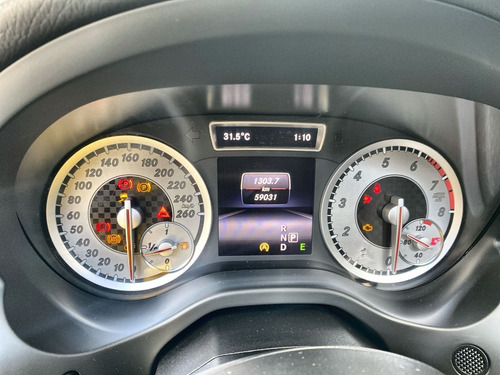 Imagen 12 de 21 de Mercedes Benz A200 1.6 2016
