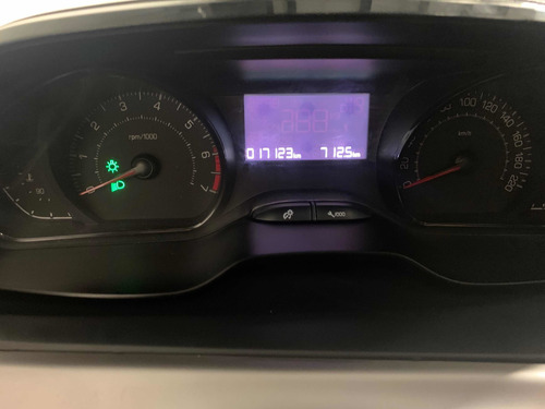 Peugeot 208 1.6 Allure Nav Tiptronic 2017