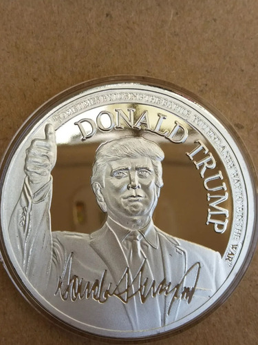 Medalha Comemorativa Donald Trump Prateada Com Assinatura
