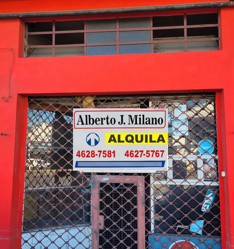 Local Comercial  - Sobre Av. J. M. De Rosas - Moron Norte